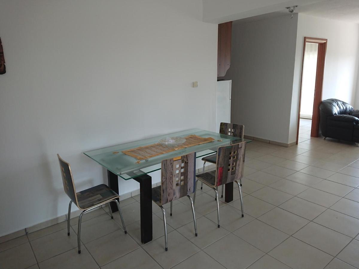 Apartment Ithakis Nea Iraklitsa Екстер'єр фото