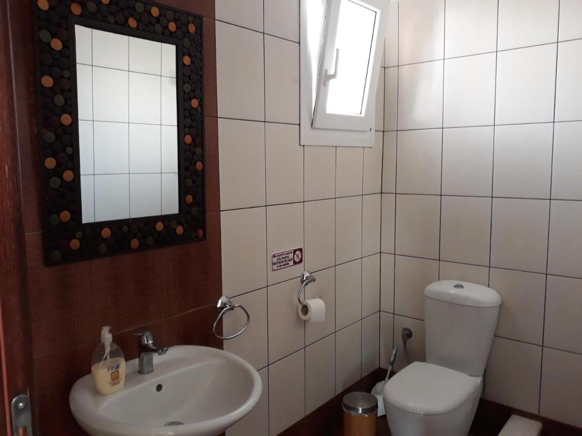 Apartment Ithakis Nea Iraklitsa Екстер'єр фото