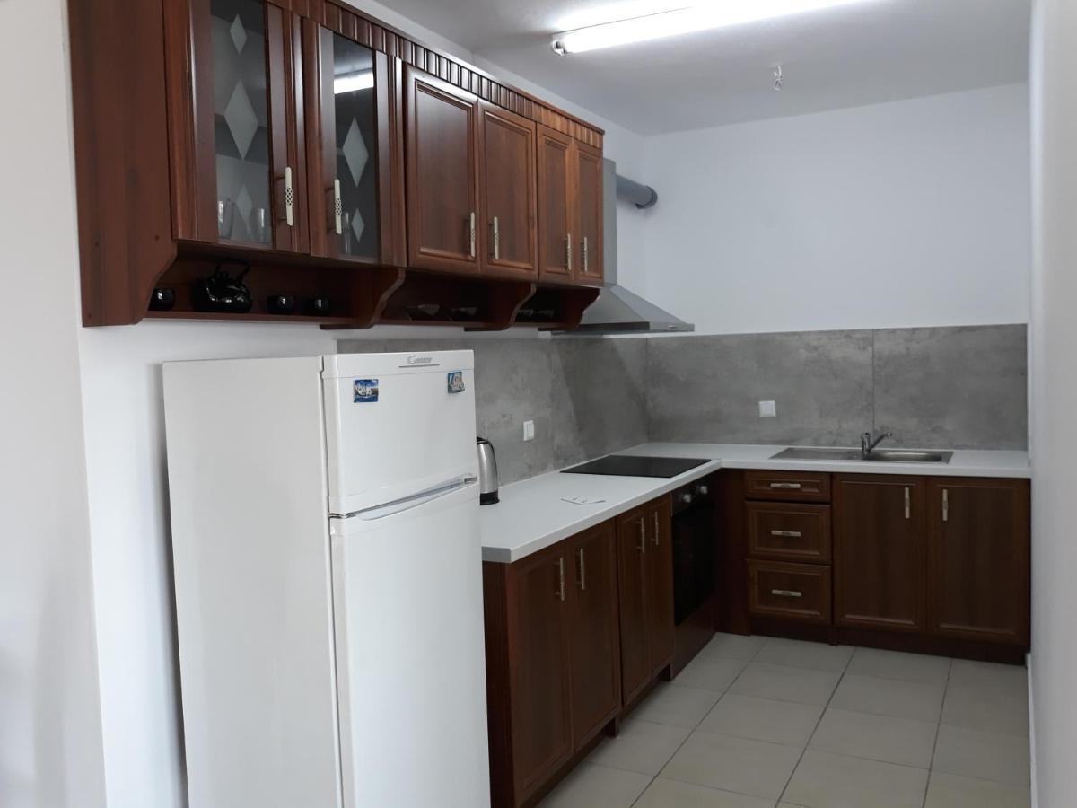 Apartment Ithakis Nea Iraklitsa Екстер'єр фото