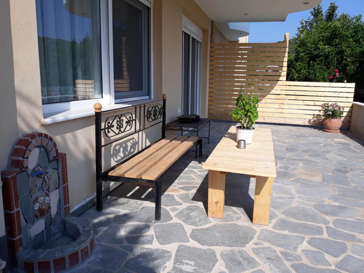 Apartment Ithakis Nea Iraklitsa Екстер'єр фото